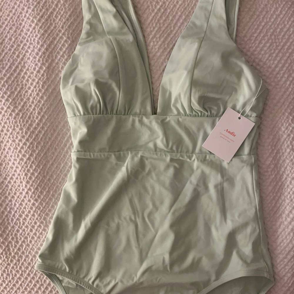 NWT Women's One-Piece Mykonos Swimsuit in Pistachio - Size S Long Torso